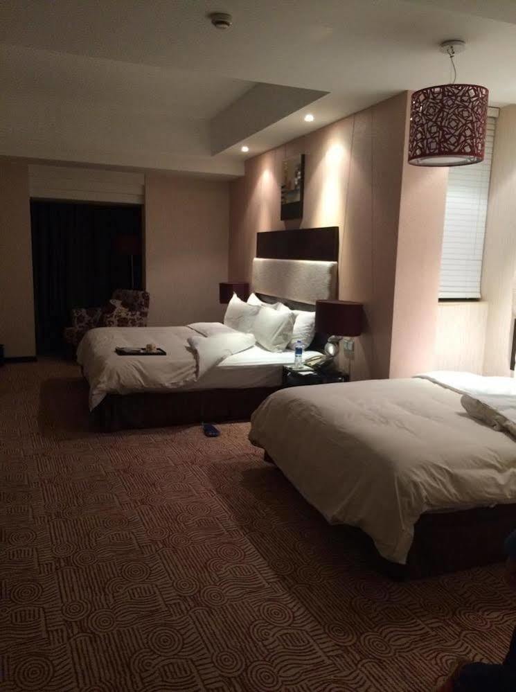 Youngor Leidisen Hotel Suzhou  Bagian luar foto