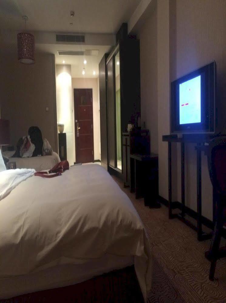 Youngor Leidisen Hotel Suzhou  Bagian luar foto